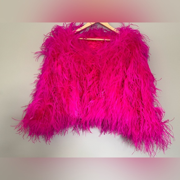 Bright Pink Ostrich Feather Coat - Picture 4 of 14